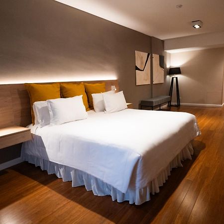 Feir'S Park Hotel & Rooftop Buenos Aires Exterior foto A room at the hotel