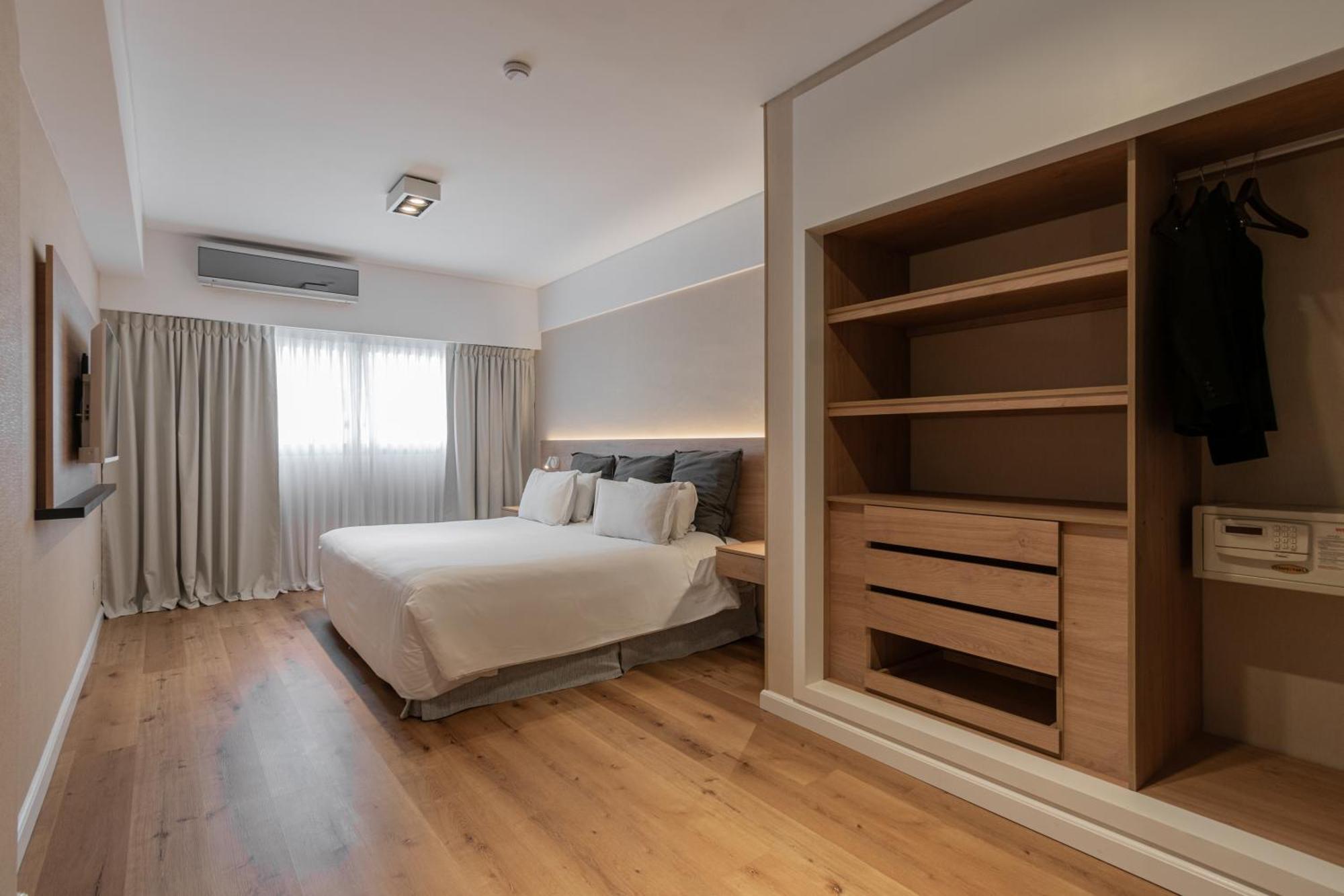 Feir'S Park Hotel & Rooftop Buenos Aires Exterior foto A bedroom at the hotel